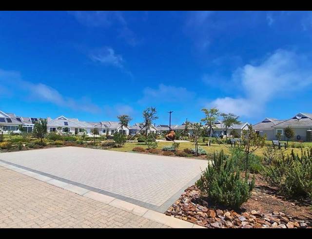 2 BEDROOM TOWNHOUSE FOR SALE IN HEIDERAND